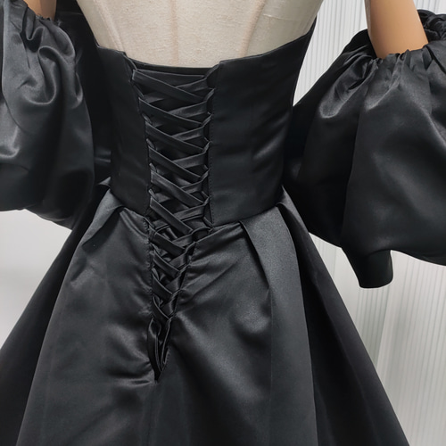 送料無料！カラードレス パフスリーブ 編み上げ ブラック 前撮り  