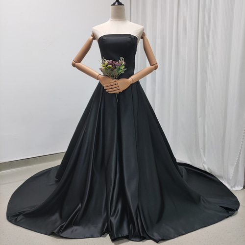 送料無料！カラードレス パフスリーブ 編み上げ ブラック 前撮り  