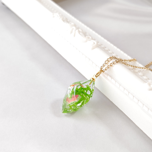 モネの池 / ネックレス / 金魚 / レジン / 夏 / ドーム ネックレス