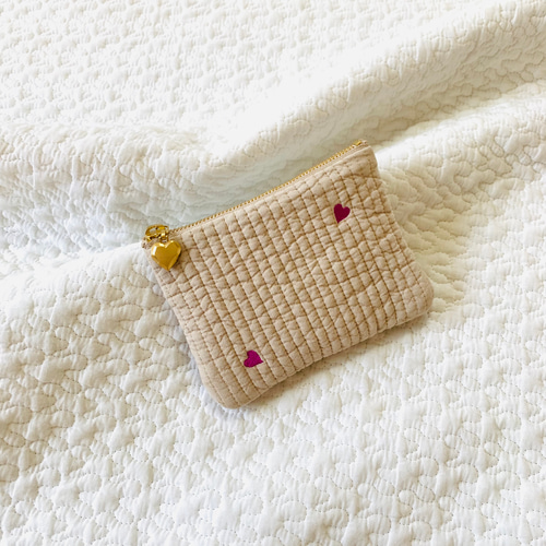 なな♡ 韓国 直輸入 ヌビ ポーチ ホワイト×赤ハート なな♡様専用 韓国