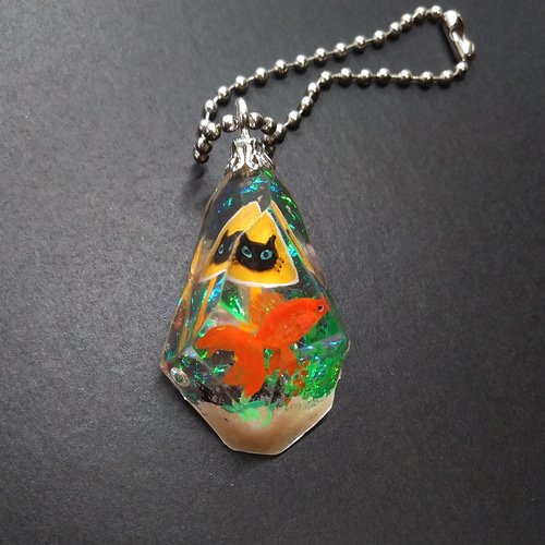 ☆金魚鉢・金魚・サバトラ・ジャンピング猫・レジン・チャーム・置物