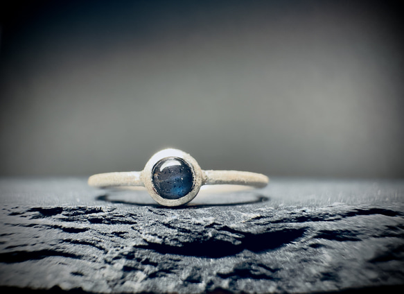 ラブラドライト/ひとつぶリング/silver925/ 3ミリ石/指輪 2枚目の画像