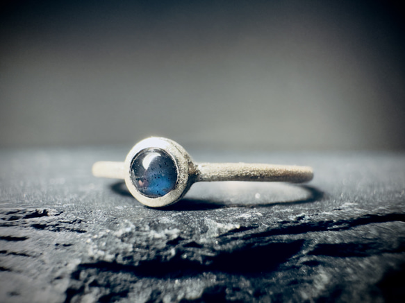 ラブラドライト/ひとつぶリング/silver925/ 3ミリ石/指輪 1枚目の画像