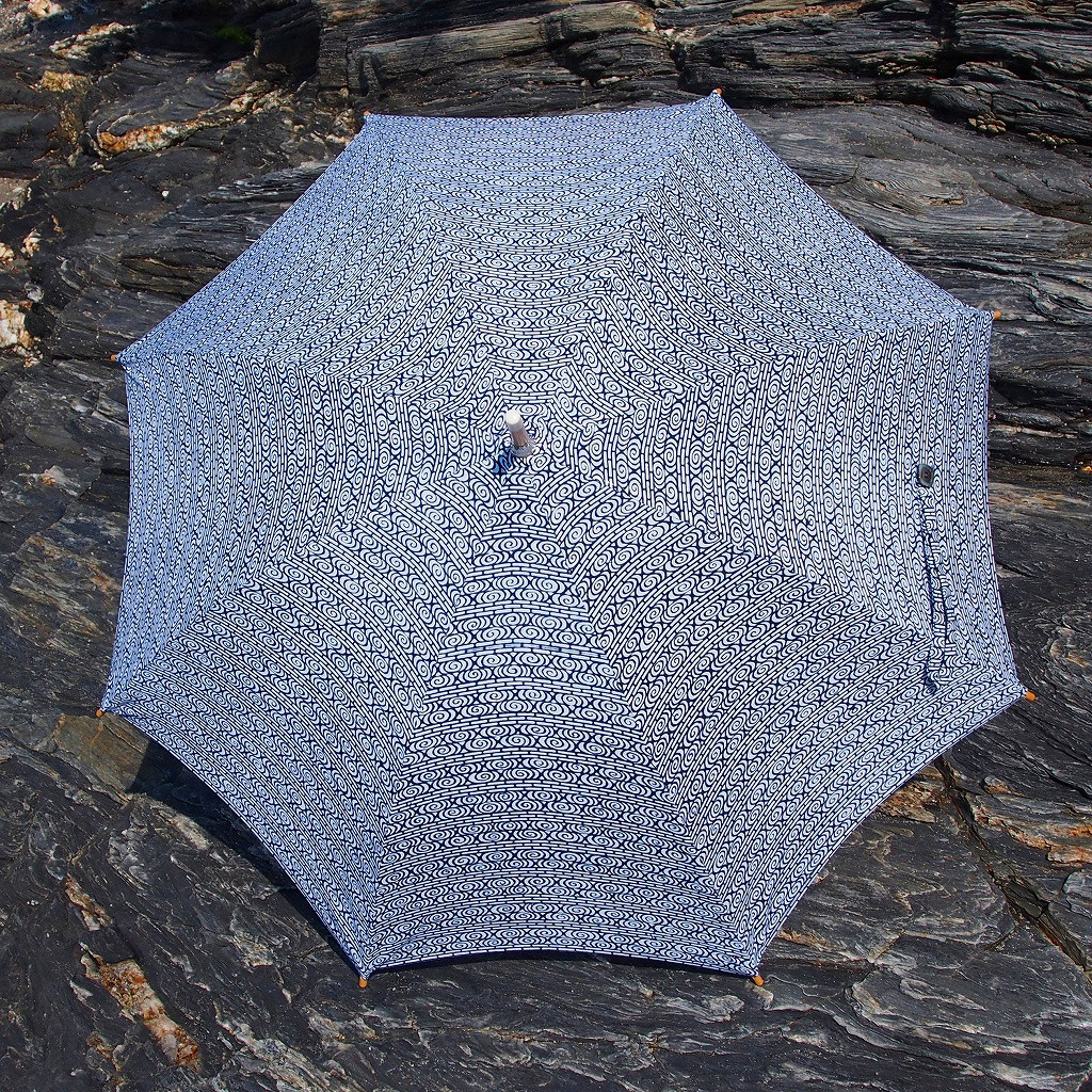着物リメイク日傘＊流水紋の浴衣反物から作った日傘, Kimono upcycling