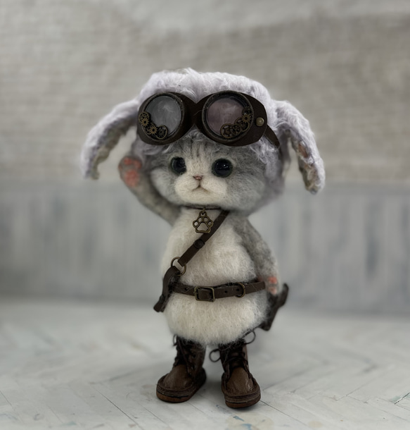 うさみみ帽子のごーぐるにゃんこ 羊毛フェルト ねこ ぬいぐるみ 4枚目の画像
