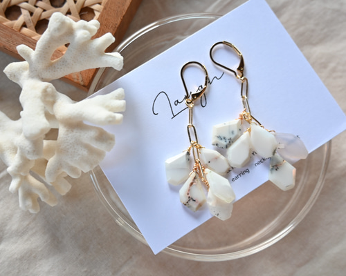 デンドライトオパール&ピノライト2点おまとめ＊ピアスorイヤリング デンドライトオパール&ピノライト2点おまとめ＊ピアスorイヤリング