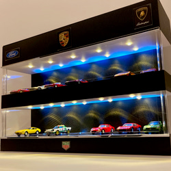 1/64展示50台可・5層式 2種のカーボン・ディスプレーBOX / LED30 1/64展示50台可・5層式 2種のカーボン・ディスプレーBOX / LED30