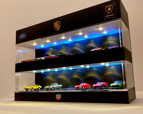 セール品！1/64展示20台可・BKエンボス・2段式ディスプレーBOX