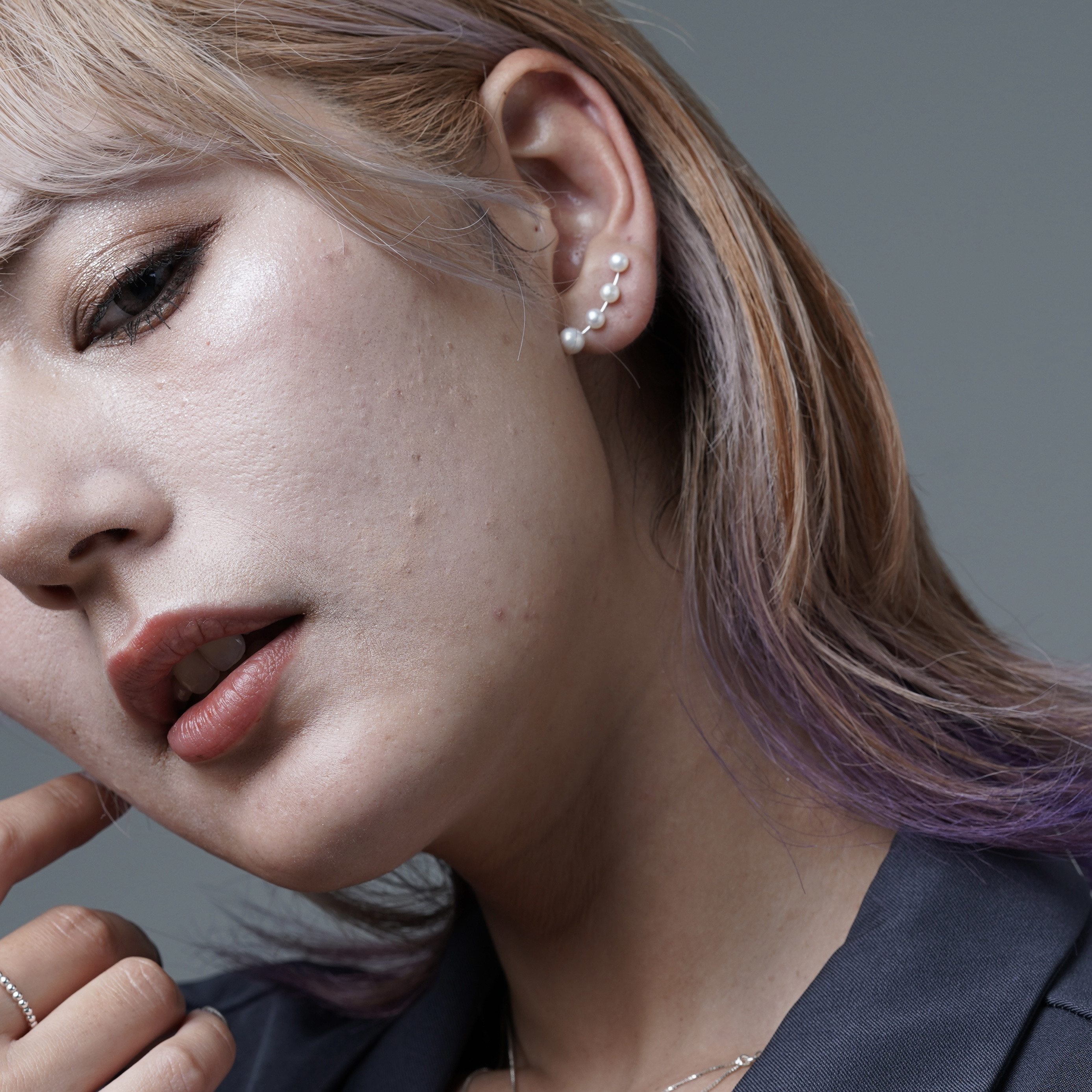 s925　4連淡水パールシルバーイヤーカフ　イヤリング・ピアス兼用可　金属アレルギー対応　リアルパール