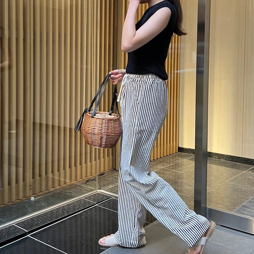 美品✨ ブルネロクチネリ　ストライプ パンツ　ズボン　モニーレ　リネン　38 美品✨ ブルネロクチネリ ストライプ パンツ ズボン モニーレ