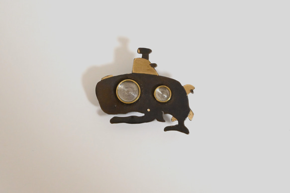 マッコウ潜水艦メガブローチ 1枚目の画像