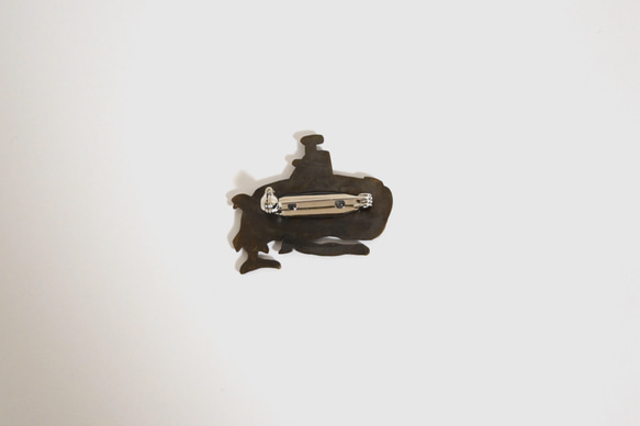 マッコウ潜水艦メガブローチ 3枚目の画像