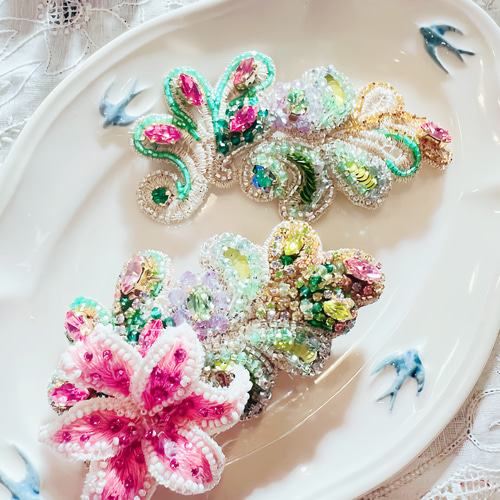 妖精になれるバレッタ♡ピンクリリィのオートクチュール刺繍ヘッド