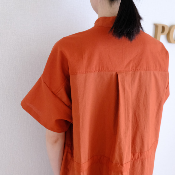 「秋までOK」シャツワンピース　腰紐でギャザー調整可能　選べるブローチ付き　テラコッタ 12枚目の画像