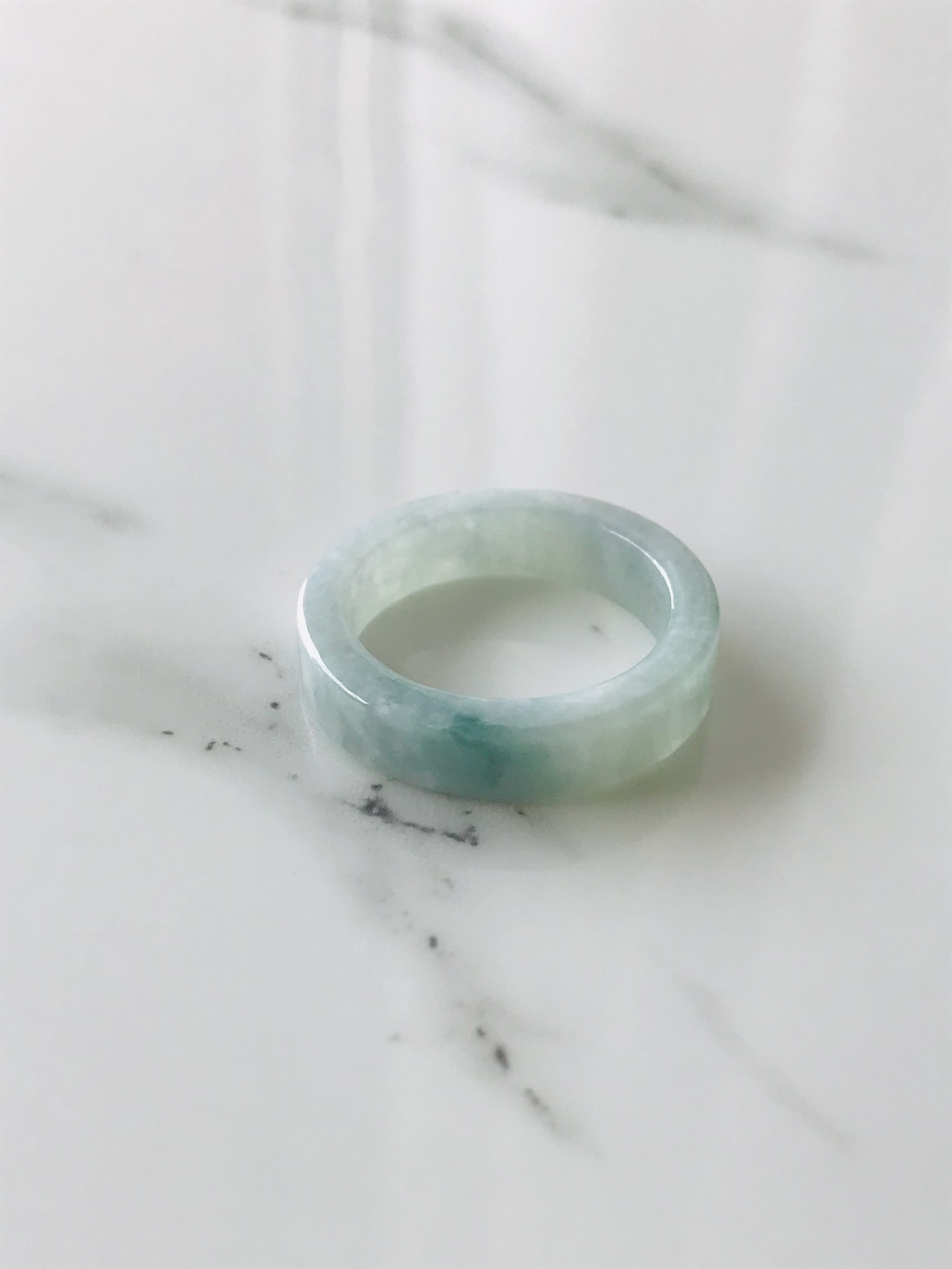 [R300-0101］ ジェイド　JADE ヒスイ　本翡翠　くりぬき　リング　天然石　一点物　ミャンマー産　16号