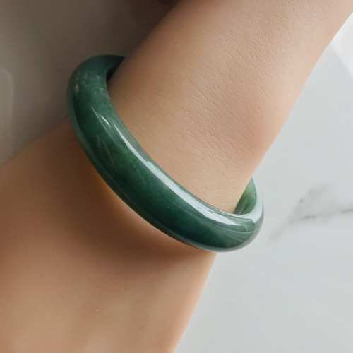 洒金翡翠バングル 内径 約60mm】おしゃれすぎるバングル！A貨翡翠 jd_bg1226 | 【MeiNu