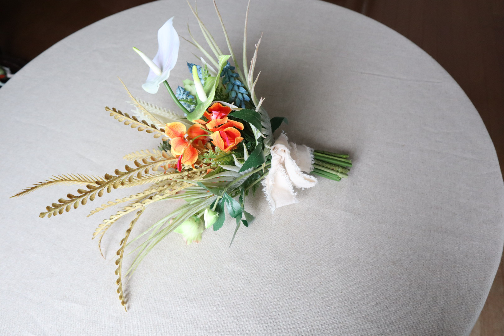 オレンジブーケ　南国系　1万円　送料込み　アンスリューム、バンダオレンジ（No.393-118）