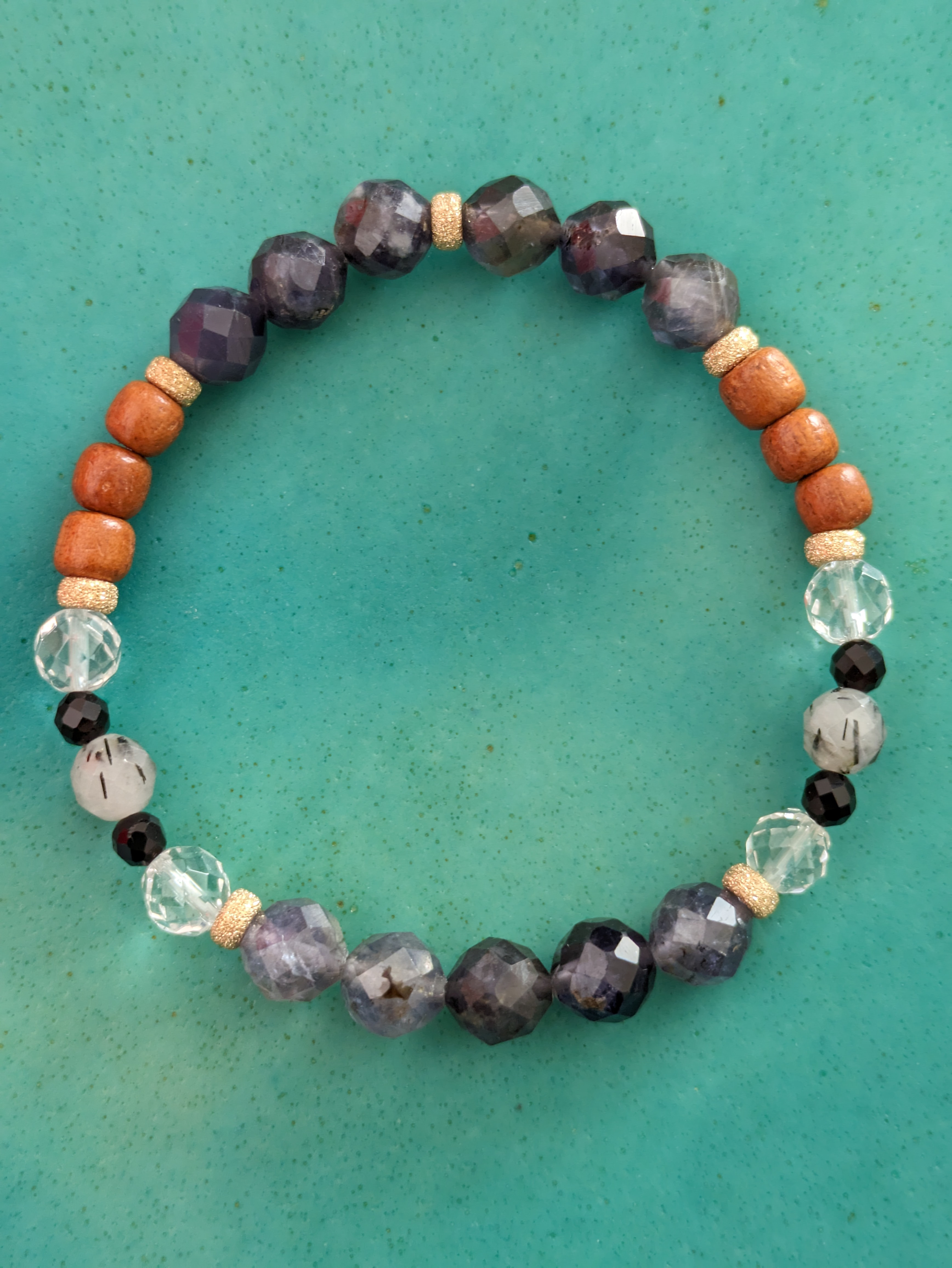 Op.16『Sign post』アイオライト×ブラックトルマリンインクォーツ×水晶×オニキス