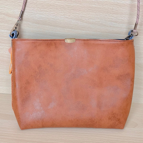 デニムリメイク　超BIG トランクバッグ　サコッシュ・チャーム付き デニムリメイク 超BIG トランクバッグ サコッシュ・チャーム付き