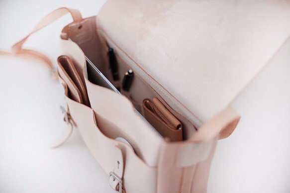 本革手作りのクラシックメッセンジャーバッグショルダーバッグフィッシングバッグ男/女用 ヌメ革 切線派 ▲▲ プレゼントに最適 彼女のプレゼント