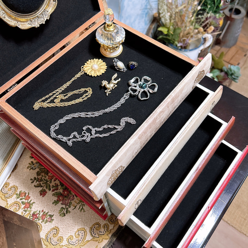 アンティークな部屋 Secret book（４段） アクセサリーボックス アンティークな部屋 Secret book（4段） アクセサリーボックス