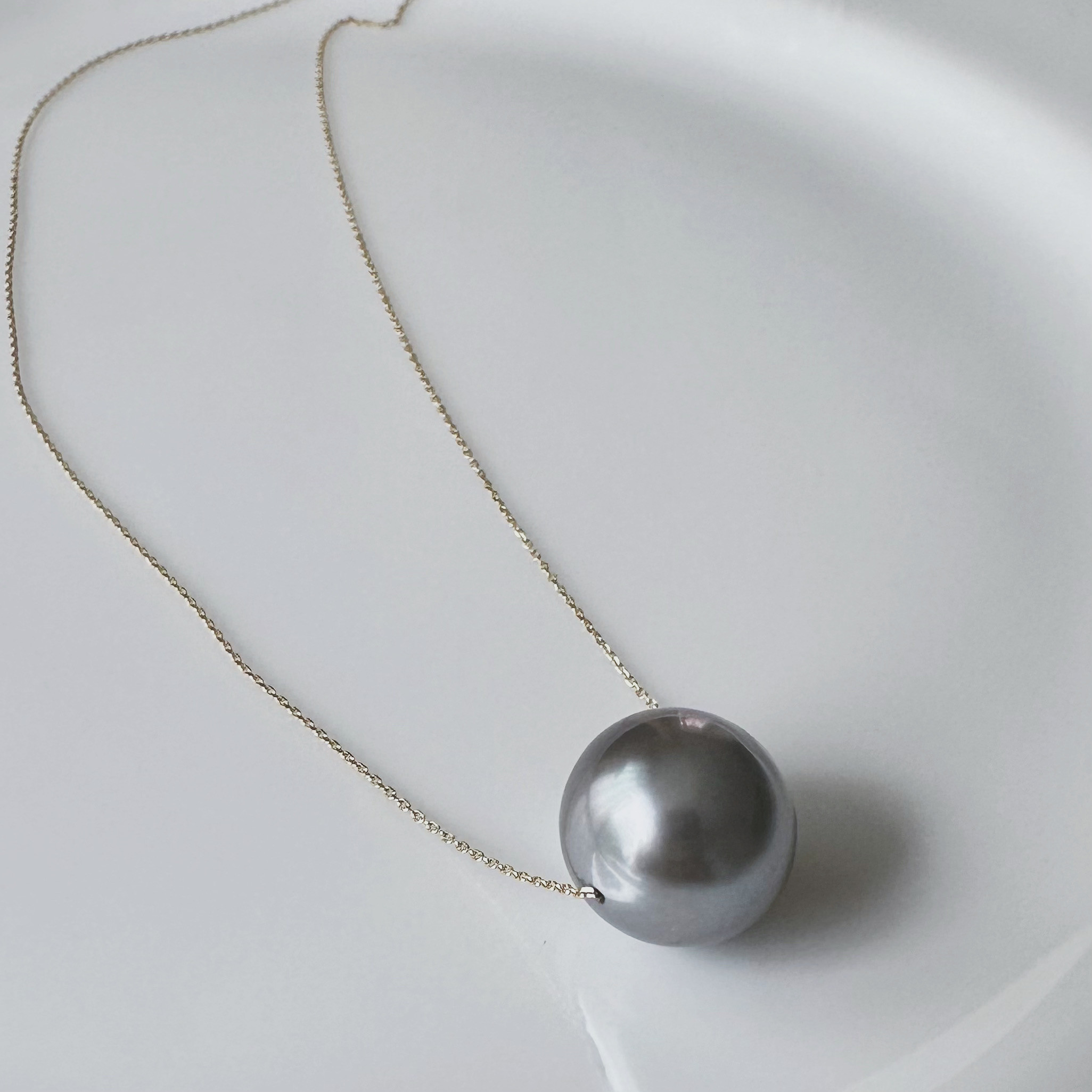 一点もの　k10 タヒチパール　13.4mm 一粒ネックレス