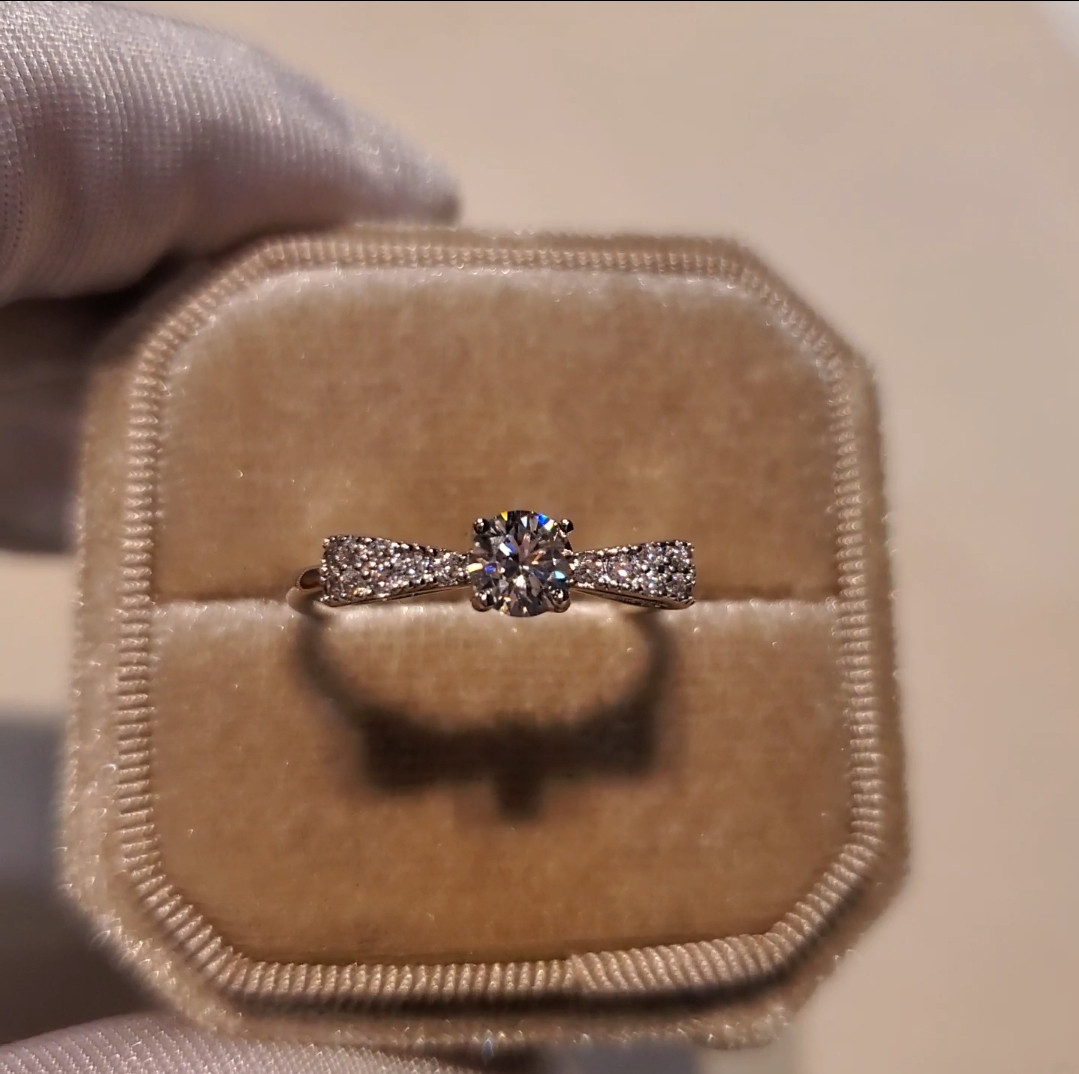 受注製作　モアッサナイト　リボン　ディティールリング　ゴールド　k18ジュエリーA02tt9