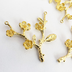1個 立体 梅 ウメ 枝 フラワー メッキ無し コネクター パーツ チャーム