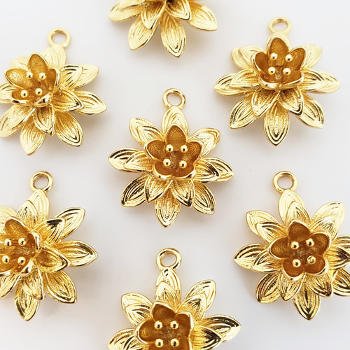 2個 立体 蓮 ハス 花 フラワー コネクター パーツ チャーム/ゴールド