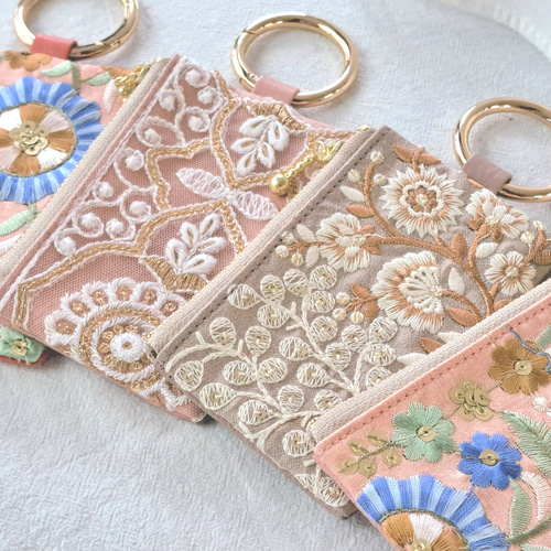 ギフトシリーズ バッグポーチ / インド刺繍 / 刺繍リボン / 小物