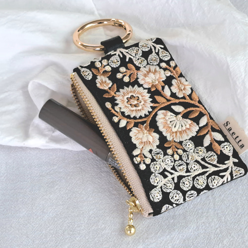 インド刺繍生地　ハンドル付きポーチ 5％OFF】 インド刺繍生地 ハンドル付きポーチ 財布・ケース
