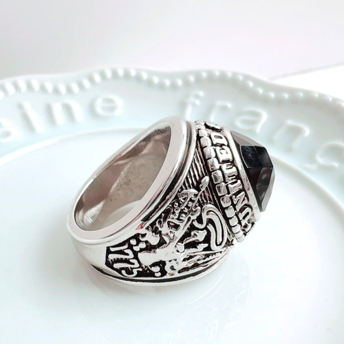 412 神頂に立つ相応しい人間はわたし 魅力という名のエネルギーを手に  