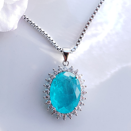 SummerSale☆ ブラジルブルー パライバトルマリン 人工宝石 12x16mm