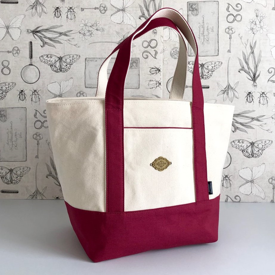 たっぷりマチのエレガントな帆布トートバッグ・ワインレッド