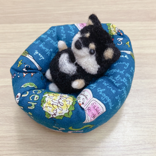 仔犬赤ちゃんポンポン 黒柴犬♡ その他インテリア雑貨 わん