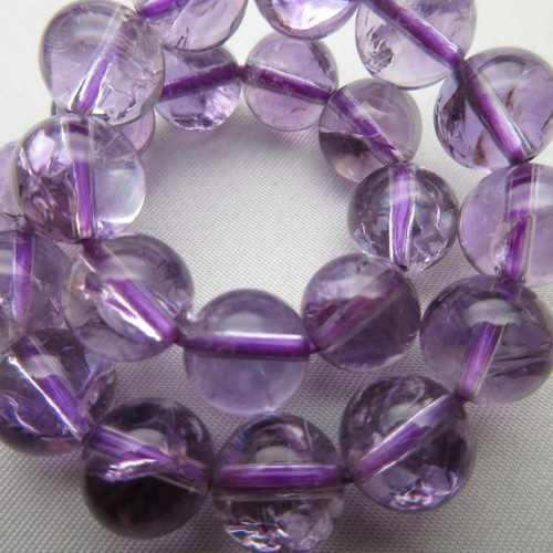 【大玉シリーズ】ラベンダーアメジスト 超大玉25mm 楽天市場】【粒販売】ラベンダーアメジスト 丸玉 10mm【4粒販売