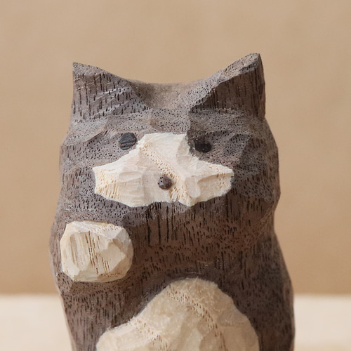 木彫り 招き猫 右手上げ ２５センチ １.６キロ アンティーク 骨董 木彫り 招き猫 右手上げ 25センチ 1.6キロ アンティーク 骨董