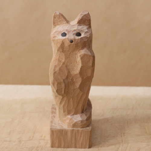 招き猫（左手）木彫り 木製 ネコの置物 インテリア雑貨（木材