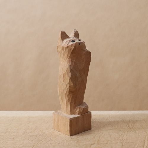 招き猫（左手）木彫り 木製 ネコの置物 インテリア雑貨（木材
