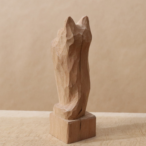 招き猫（左手）木彫り 木製 ネコの置物 インテリア雑貨（木材