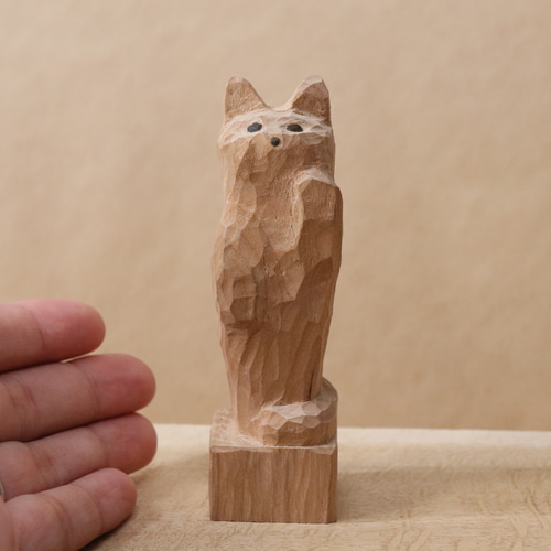 招き猫（左手）木彫り 木製 ネコの置物 インテリア雑貨（木材