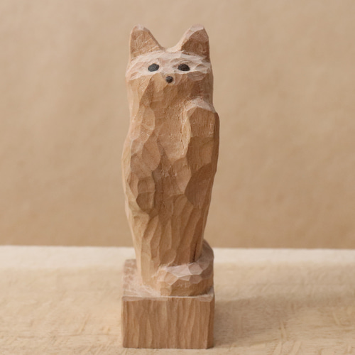 招き猫（左手）木彫り 木製 ネコの置物 インテリア雑貨（木材