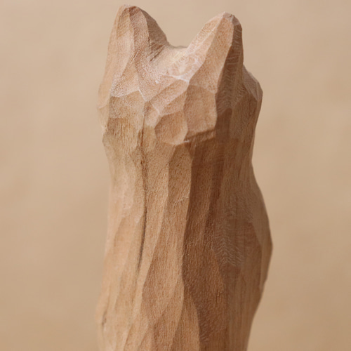 招き猫（左手）木彫り 木製 ネコの置物 インテリア雑貨（木材