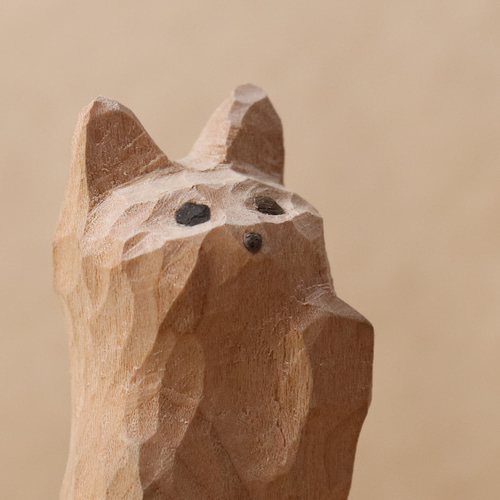 招き猫（左手）木彫り 木製 ネコの置物 インテリア雑貨（木材