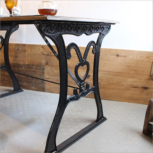 折りたたみテーブル　アイアンテーブル　アンティーク　古家具　店舗什器 折りたたみテーブル アイアンテーブル アンティーク 古家具 店舗