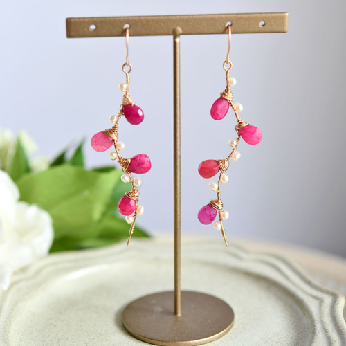 A-2 ルビーインフックサイトと淡水パール ピアス