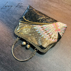 新作絹の煌めき♡とってもモダンな彩り豊かな大迫力な蝶のバッグ　　西陣織帯地バッグ　フォーマルバッグ　パーティーバッグ 6枚目の画像