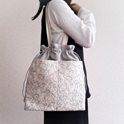 マクラメ✖️ダブルフリンジ♪ ロシアヤーン ズパゲッティ トート