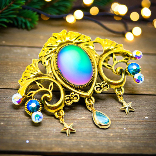 Florenza☆ブックピース☆ウランガラスのクレセントムーンブローチ Florenza☆ブックピース☆ウランガラスのクレセントムーンブローチ