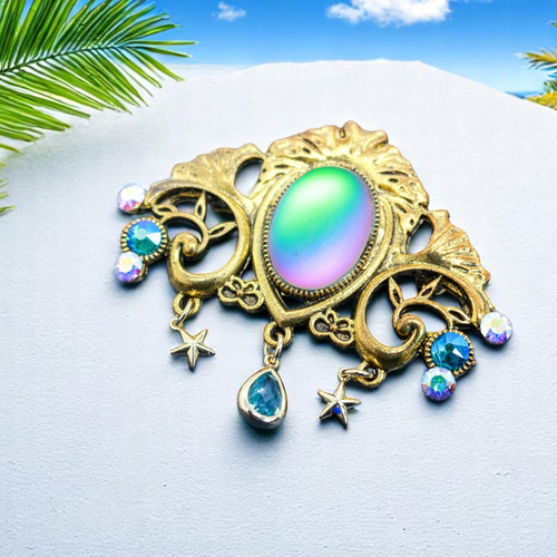 幻想的な虹色の海 〜チェコガラスのマーメイドドリーム ブローチ
